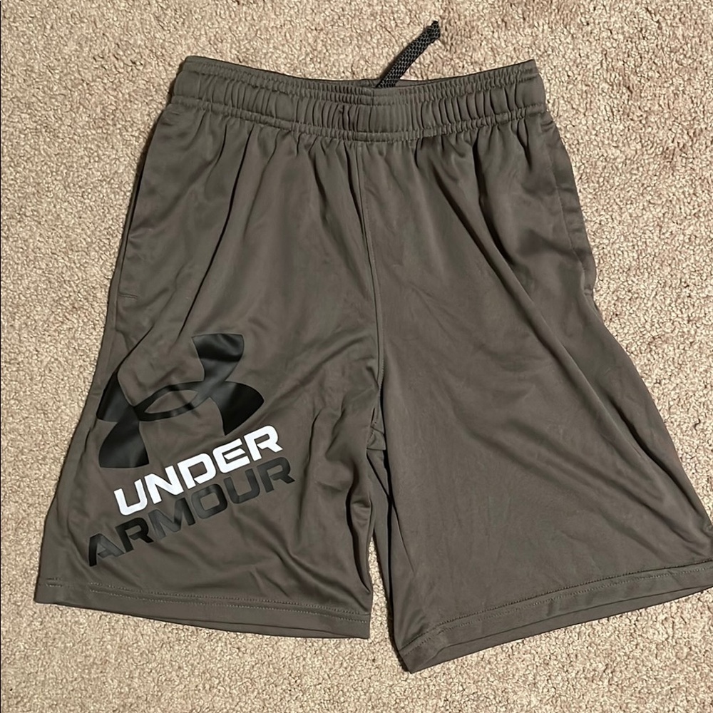 Under Armour Boys Gray Athletic Performance Shorts